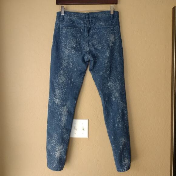 Forever 21 Bleached Skinny Denim Jeans - Picture 4 of 9